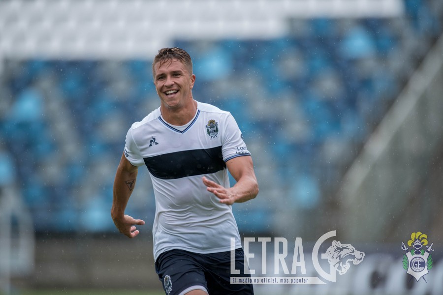 SIGUE SUMANDO