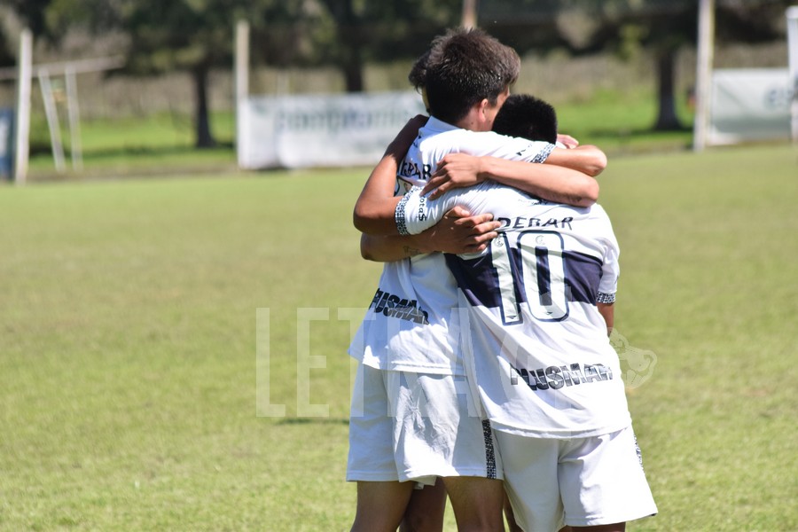 INVICTO ANTE EL TATENGUE