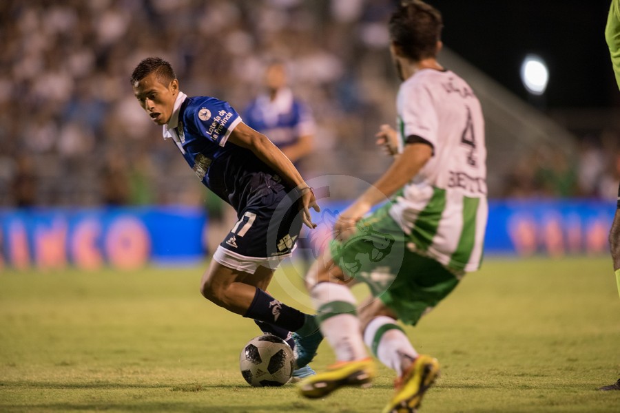 VS BANFIELD