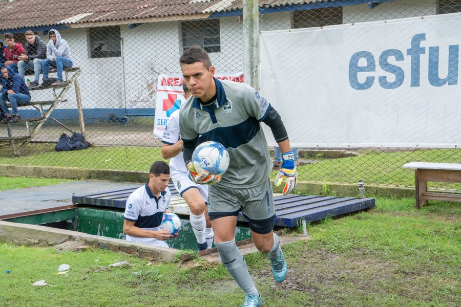 ya conoce a sus rivales