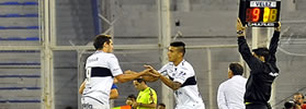 DEBUT GOLEADOR Y VALLA INVICTA