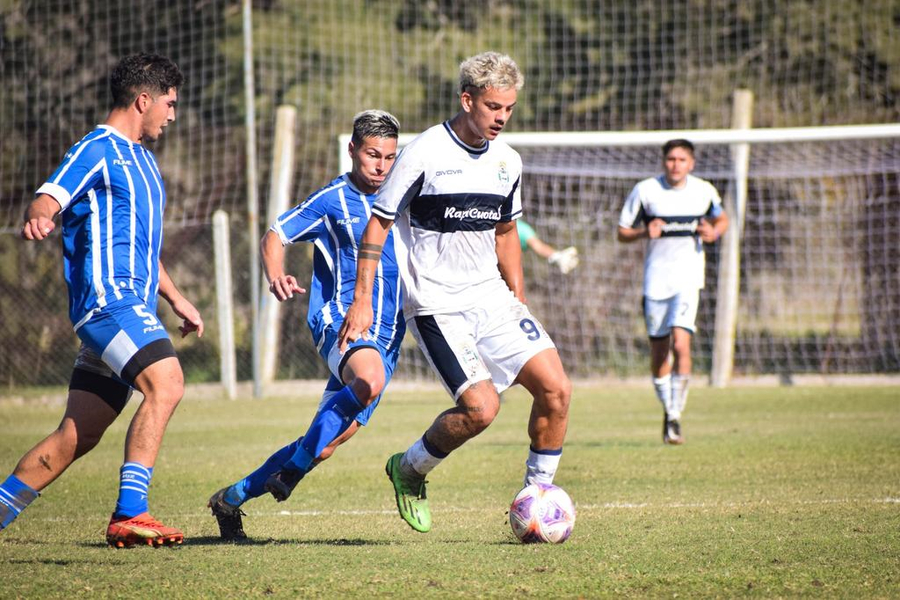 SEGUNDA VICTORIA AL HILO