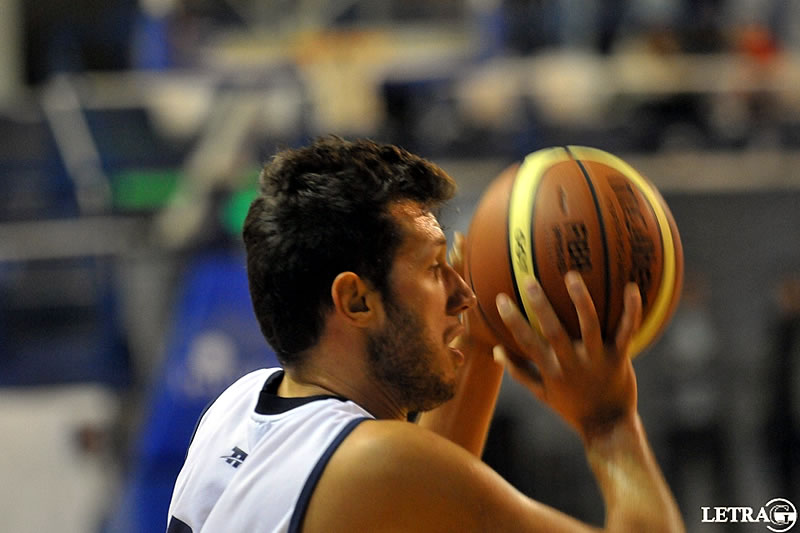 SIGUE DE RACHA