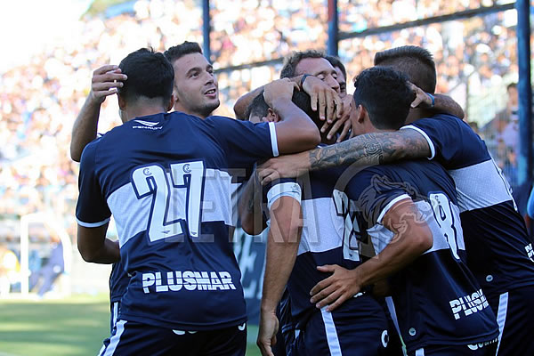 ¡POR LA CUARTA AL HILO!