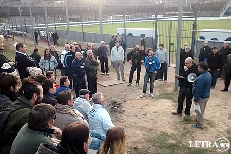 HUBO REUNIÓN POR LA PLATEA