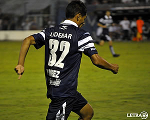 CONOCIENDO A ERIK RAMÍREZ