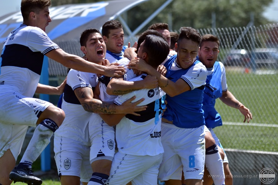 LOS JUVENILES QUE VAN ASOMANDO