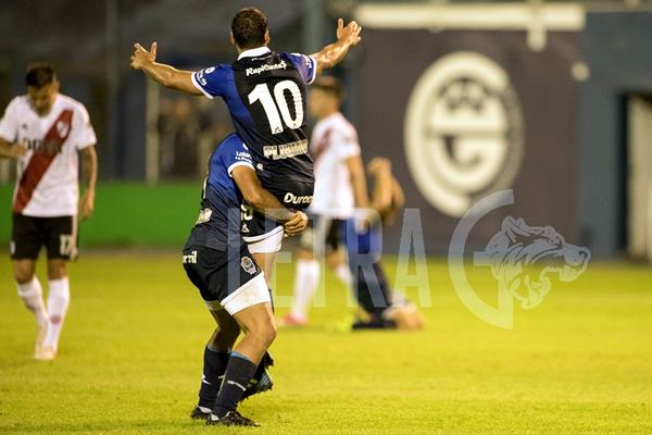 VS. RIVER