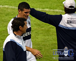 REGRESO A LA PLATA Y DESCANSO