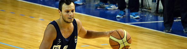 BAJÓ AL INVICTO