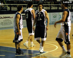 CAÍDA EN EL DEBUT