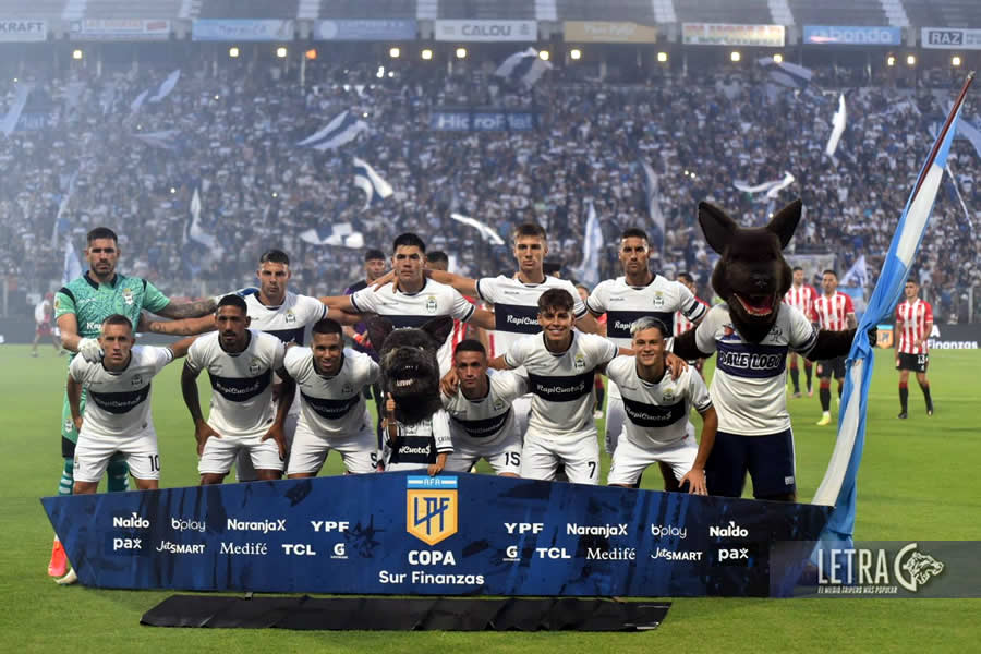 MONO GIGANTE
