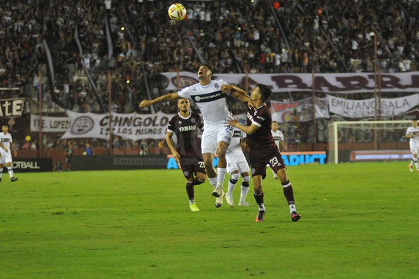 VS LANÚS