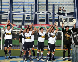 <big>¡A GANAR EN CASA!</big>