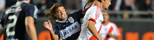 AL LOBO NO LE ALCANZA CON MERECER