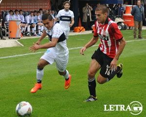 VS. ESTUDIANTES