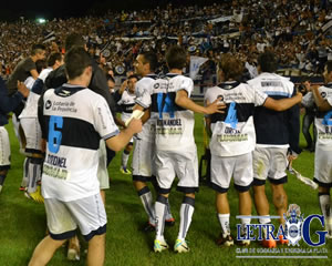 HUEVO, GARRA Y CORAZÓN