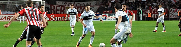 CON QUINCE MINUTOS NO ALCANZA
