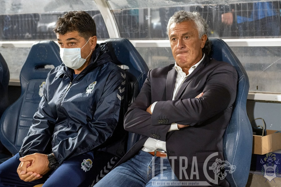 "No es fácil tener claridad contra un equipo que se defiende tanto”