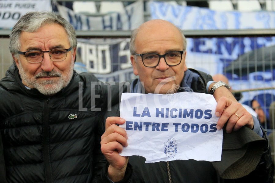 JUEGA EL OFICIALISMO
