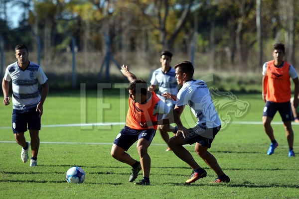 FÚTBOL EN ABASTO
