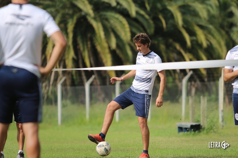 FUTBOL EN EL BOSQUE
