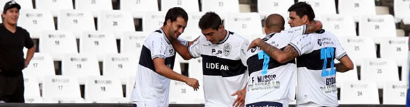 <big>QUIERE DAR EL GRAN GOLPE ANTE EL PUNTERO</big>