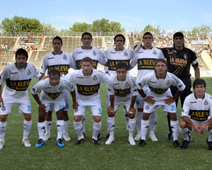 DERROTA INICIAL