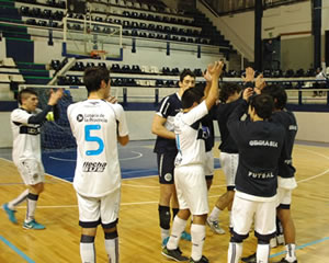 EL FUTSAL GANA Y SUBE EN LA TABLA