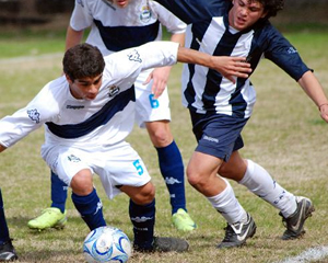 JUEGAN LOS CHICOS