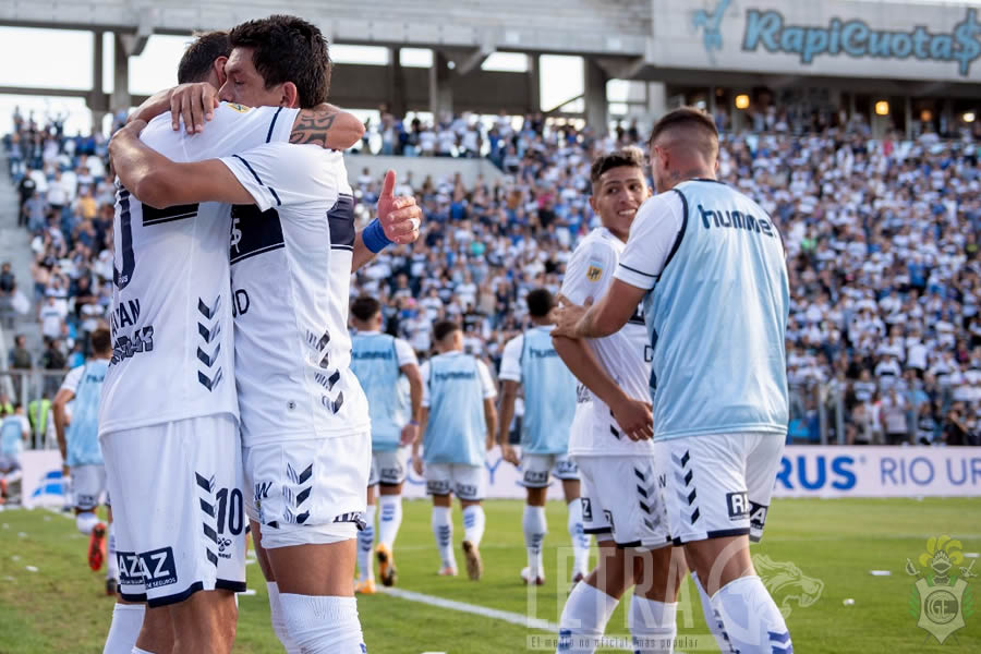PULGA Y BRAHIAN, FIGURAS ABSOLUTAS