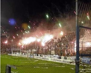 EL ESTADIO Y LA DIGNIDAD