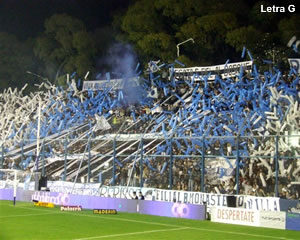 LA HINCHADA SIEMPRE ESTÁ