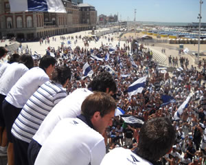 LA HINCHADA Y UN DÍA INOLVIDABLE