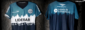 NUEVA CAMISETA Y OPINIONES DIVIDIDAS