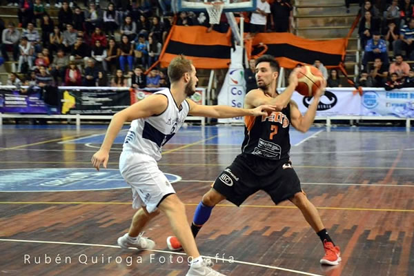 GOLPE Y AL ÚLTIMO ESCALÓN