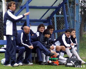 JUVENILES POSTERGADAS