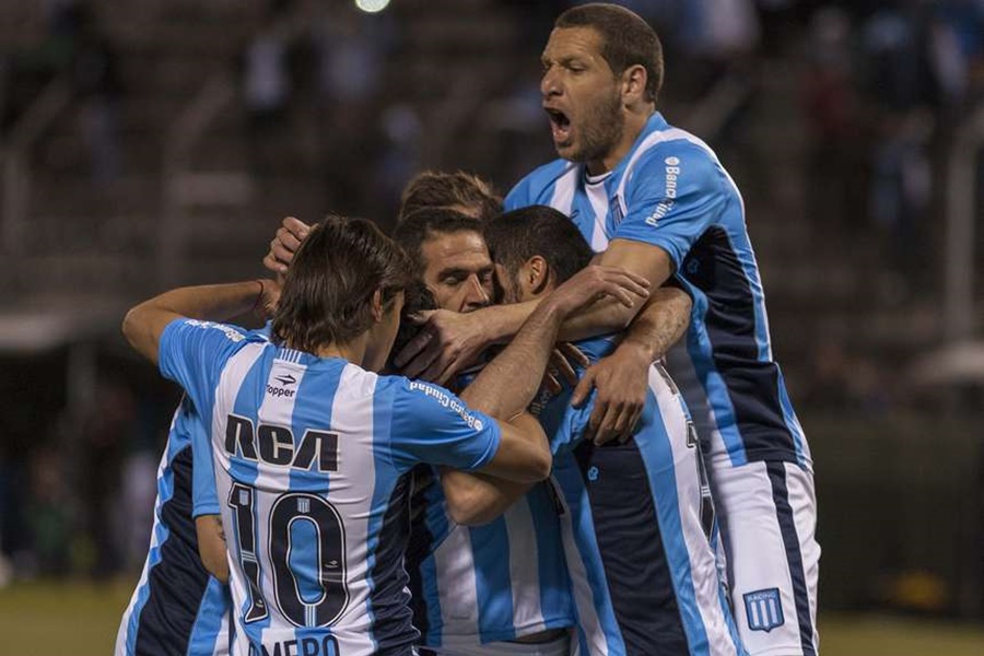 RACING EN OCTAVOS