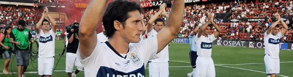 CON TODO DEFINIDO VA POR LOS TRES PUNTOS
