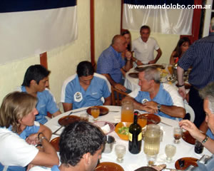 AGASAJO Y MUCHA FIESTA