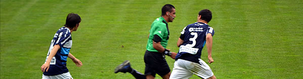 JUGÓ MAL Y LO GOLEARON EN EL BOSQUE