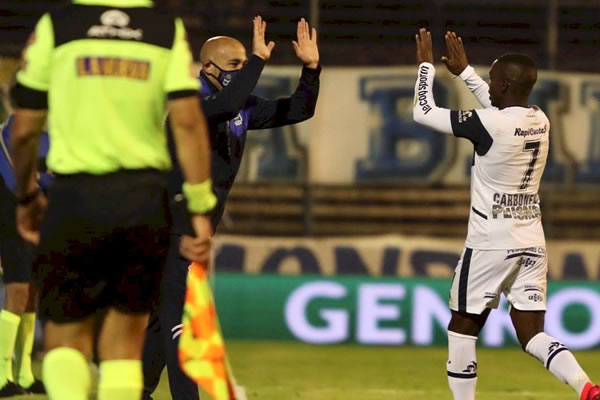 "VALORO LA PRESIÓN DEL EQUIPO"