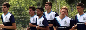 PLANTEL CARGADO DE PIBES