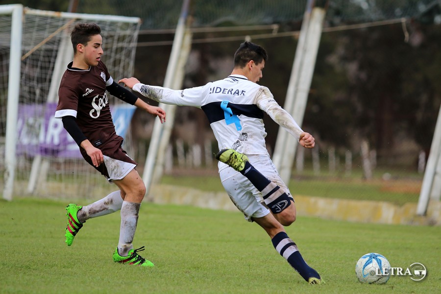 DIVIDIÓ ANTE EL CALAMAR