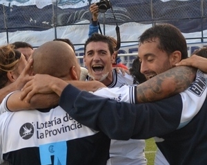<big>¡A GANAR O GANAR, BASURERO!</big>