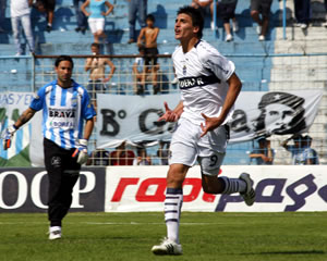 QUIROGA BUSCA REVANCHA