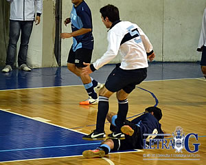 PUNTAPIÉ INICIAL PARA EL FÚTSAL