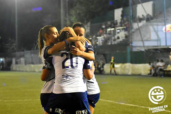 ¡GOLEADA DE LAS PIBAS!