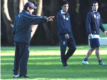 EN EL MEDIO, EL PARTIDO