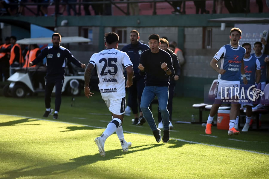 VS. ARSENAL